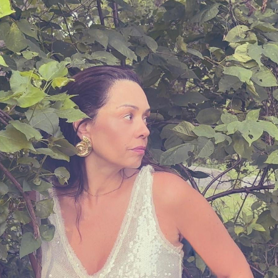 Dengo Sessions: Featuring Aline Morales